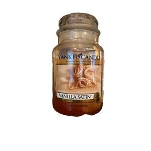 RARE VANILLA SATIN Large Yankee Candle 22 Oz Jar Hard To Find 90% Remains! FRESH